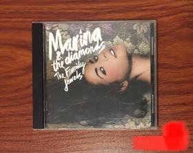 Marina and the Diamonds《The Family Jewels》
马钻  首张专辑 欧版无码 原装八爪盒 盘面95新
原版进口CD 假一赔十 仅此一张 售出不退