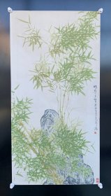 高才[四尺整纸]：1965年生于北京昌平，当代实力派画家，师从清华大学美术学院教授宋滌先生。90年代旅居曰本，并在曰本广岛、大阪举办画展，现已回国发展。现为中国当代花鸟画研究会理事，中国名家书画院研究员，中国美协会员(香港)，北京昌平美协理事。作品被美国、曰本、加拿大、新加坡等国内外人士、机构收藏