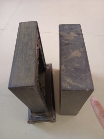 老佛龛 老供匣 外盒前后面有干裂 图六外盒一角有小磕残 图八底干裂纹 总高33 宽11.5/7.5 长28/23.5