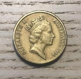 1988年澳大利亚2澳元硬币伊丽莎白和毛利人头像（鄙视卖假币的）