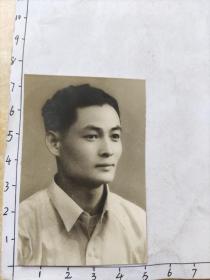 一本绝对美女李洛仙相册中的照片:58年年代初绝对美女李洛仙朋友帅哥照片