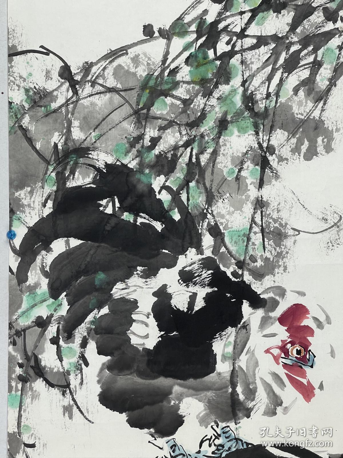 鲁 风  尺寸  124/80  托片 
1939年生，原名杨守森，山东鄄城人。中国花鸟画家。1964年毕业于贵州大学艺术系。从事工艺美术设计16年，1980年成为专业画家。曾先后在国内外发表作品近千幅，在贵州、宁夏、天津、高雄、山东、北京等地举办个展。作品入选全国六、七、八届美展。有《鲁风花鸟画集》两种发行。现为贵州省政协八届委员、贵州美协副主席、贵州花鸟画研究会会长、