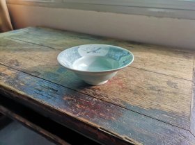 清早期顺治碗，暗八仙紫金萧，青花飘逸斗笠中正，釉面肥沃莹润，全美品！
