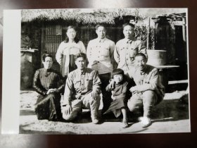抗美援朝老照片（翻拍），朝鲜人民和志愿军合影
