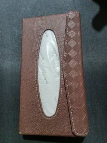高档车载纸巾盒【含纸巾】