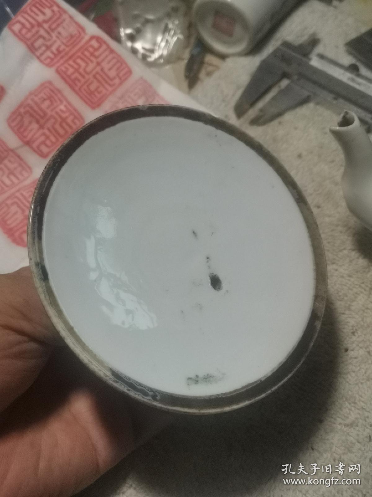 粉彩参壶一把！