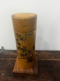 八十年代安溪铁观音茶叶盒，竹簧茶叶筒，筒身竹制绘画，顶底贴竹簧，整体没裂，品相完整