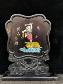 花梨木镶彩贝屏风摆件，彩贝镶嵌独占鳌头图案，底座雕刻威武龙头，尺寸31*6.5*37