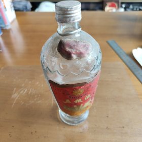 五粮液 酒瓶 老酒瓶