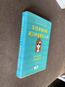 SOPHIE KINSELLA