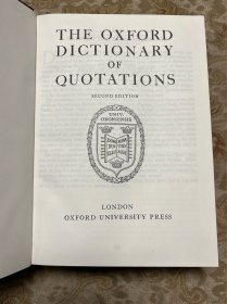 精品《牛津名人金句大词典》，Oxford Quotations牛津大学出版社权威出版，伦敦名坊BAYNTUN精工装帧，酒红色摩洛哥羊皮竹节背压花烫金，保存完好如同新书，厚重大开本。内容收录了莎士比亚、拜伦、朗费罗、布朗宁、乔叟、菲茨杰拉德、约翰逊、吉卜林，斯威夫特…世界顶级大文豪脍炙人口的金句名言，文明星光灿烂时……