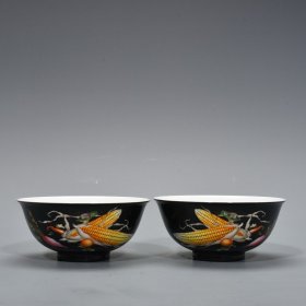清雍正郎世宁绘黑地珐琅彩果蔬纹碗 6*13厘米 6000