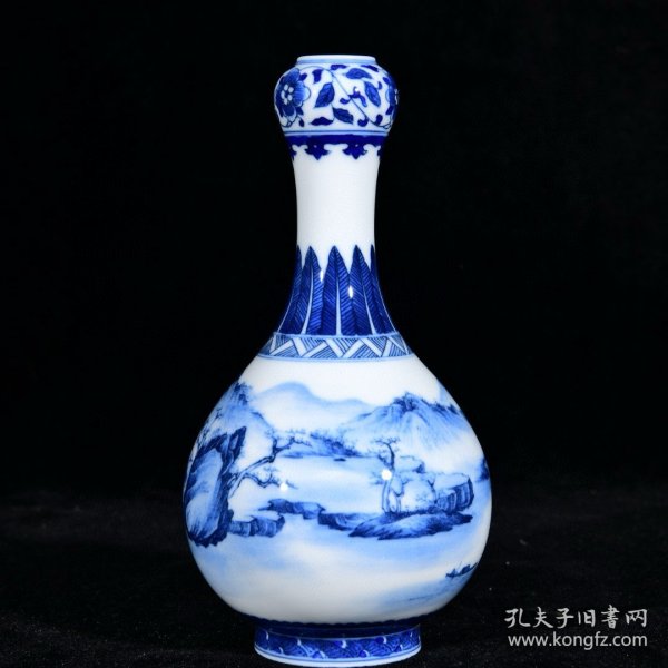 大清雍正年制青花山水纹元明堂款蒜头瓶 高16.3径8厘米2