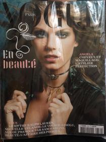 Vogue 2002