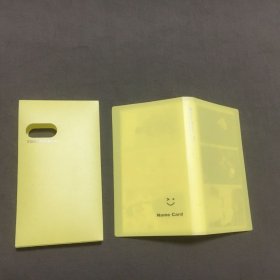 王俊凯写真卡片【1册】（共107张合售）每张卡片尺寸规格相同，都是：（9 X 5.4）公分