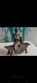老铜板櫈佛一个，做工精致漂亮，品相良好如图