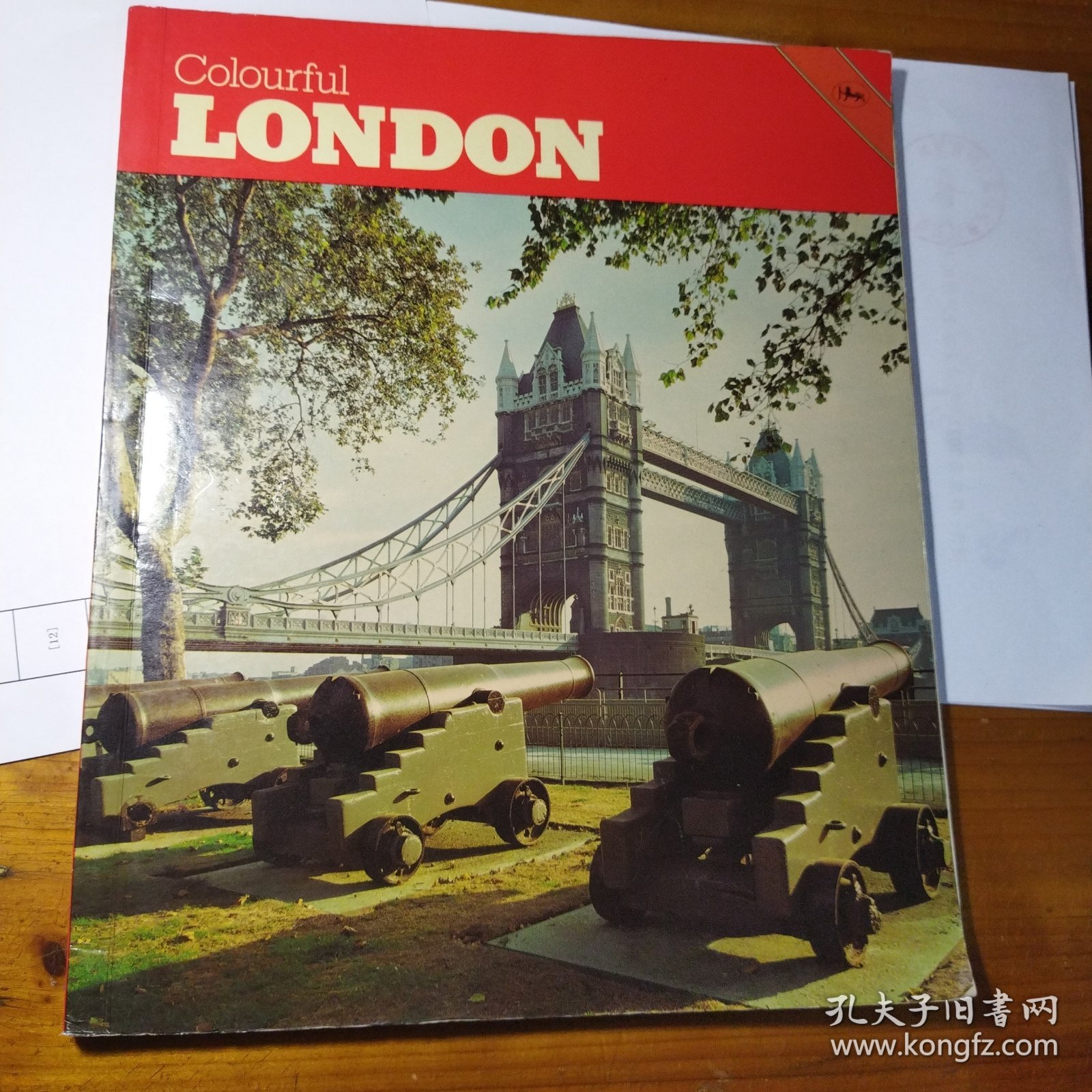 英文原版 Colourful London多姿多彩的伦敦