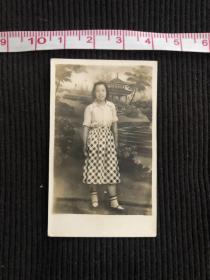 五十年代少女艺术照片