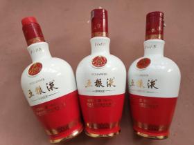 五粮液酒瓶     宜宾五粮液空酒瓶