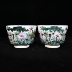 珐琅彩荷花纹碗，6.2×8.7厘米