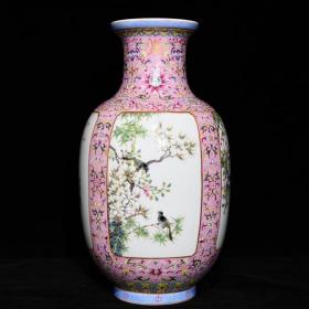 乾隆粉地开窗粉彩花鸟纹纹灯笼瓶，高38cm直径21cm