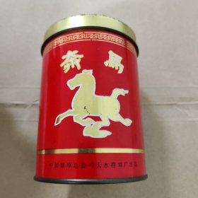 奔马香烟铁罐盒 天水卷烟厂（奔马牌香烟盒）中国烟草总公司 保真保老， 保存完好，实拍图片，品相如图所示