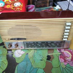 上海312型晶体管收音机