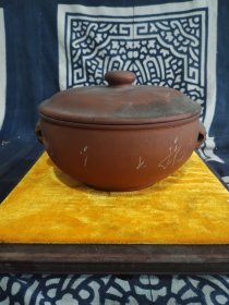 70-80年代宜兴手工老紫砂汽锅双兽头一套，有字有画，包浆浑厚，完整全品相，就是有点陈旧清洗下就好。