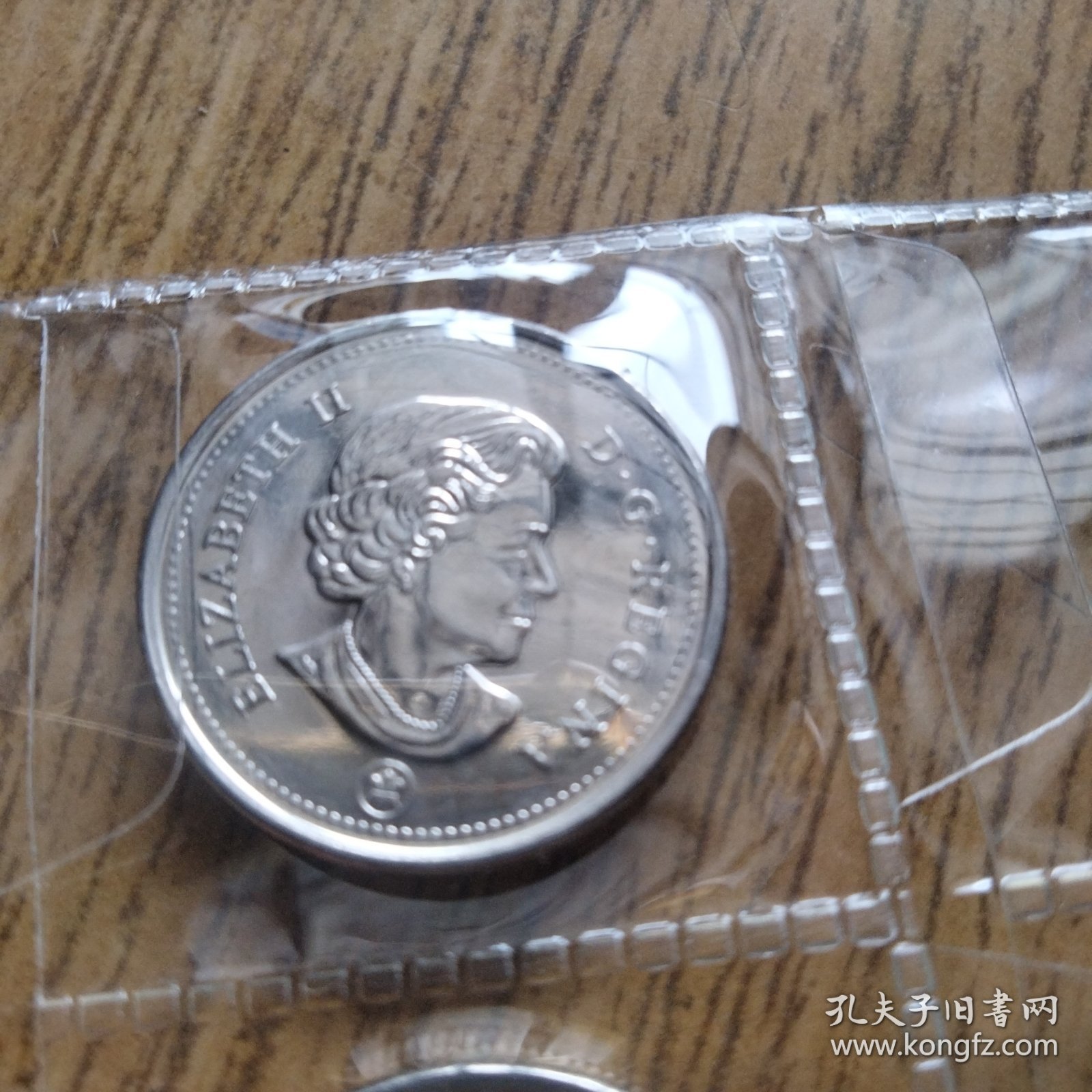 【北美洲－国家保护动物币－全新正品】北美驯鹿币！加拿大 2015年 美洲驯鹿 25分 呆头呆脑！伊丽莎白二世老年头像！