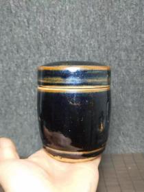 磁州窑黑釉盖罐