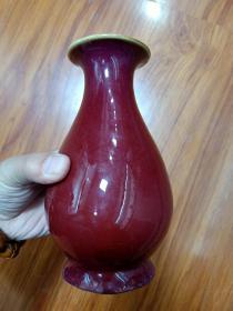 钧红釉玉壶春瓶
