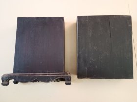 老佛龛 老供匣 外盒前后面有干裂 图六外盒一角有小磕残 图八底干裂纹 总高33 宽11.5/7.5 长28/23.5