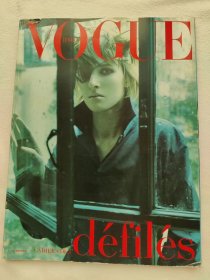 Vogue Italia意大利版605期2001年