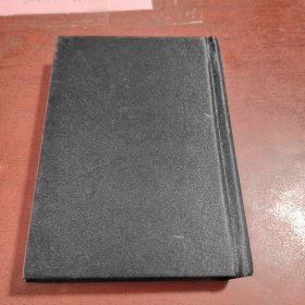 卡尔拉格斐的世界（官方授权精装版）：工作、生活与人生智慧