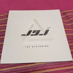 东方神起光盘+画册 jyj the beginning
