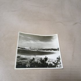 青岛第二高级海水浴场外景1974.8.4.