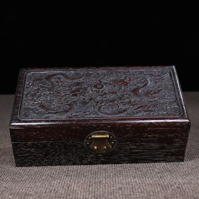 （亏本捡漏特价处理）檀木雕刻双龙戏珠小盒 长28，宽15，高9.5厘米