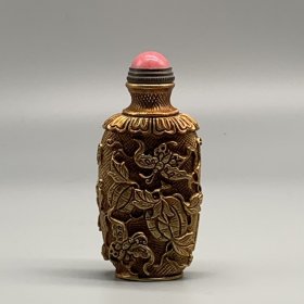 铜鎏金鼻烟壶：
