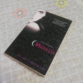 Marked A House of Night Novel（烙印）