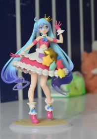 TAITO 初音未来生日手办 2020蛋糕裙Pop idol ver 景品手办 
拆摆有盒  正品 
不包官瑕 不包运损 
发后不退换