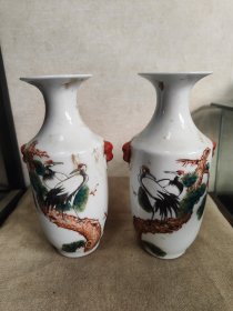 手绘仙鹤花瓶一对 画片凸出 包浆自然 摆放漂亮