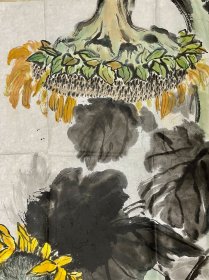 郑隽延,1937年2月7日生,天津市人。1958年毕业于天津市卫生学校,一九六三年毕业于天津医学院。曾任天津医科大学附属总医院外科医师,天津高等医学专科学校“外科学”及“人体解剖学”教师。1970年拜孙其峰先生为师,学习中国花乌画。现为中国美术家协会天津分会会员。