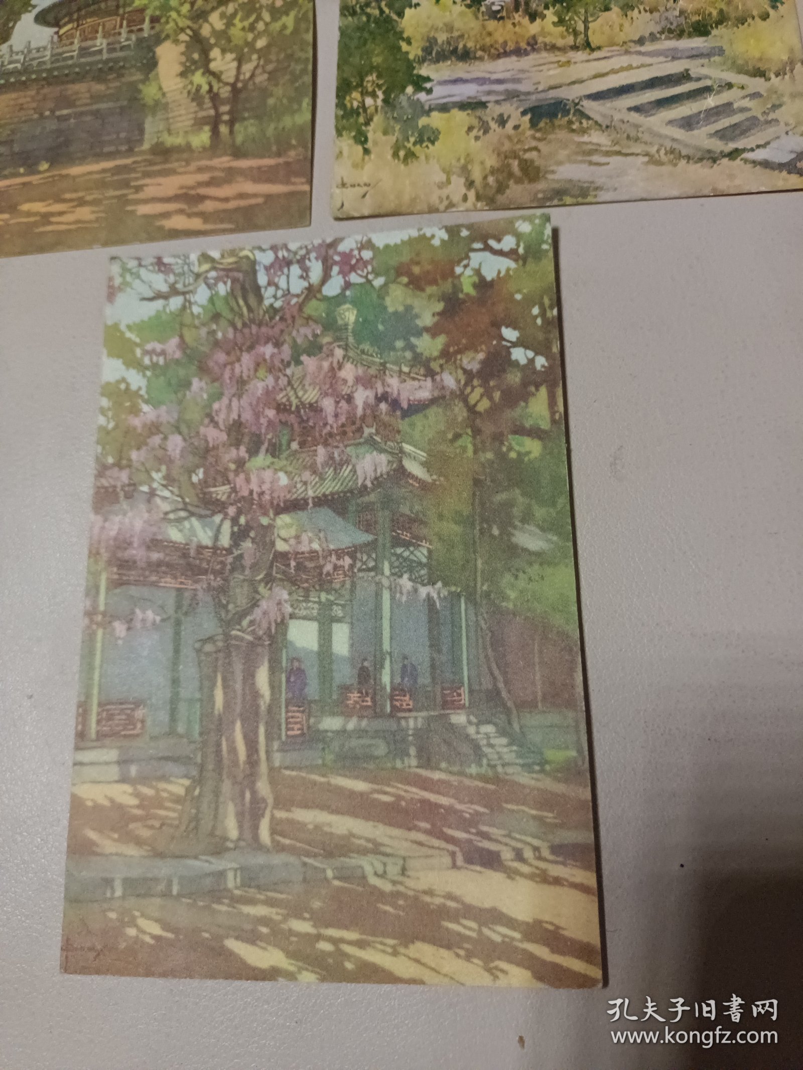 五十年代关广志作的三张画片(天坛、茶社、琉璃塔) 合售