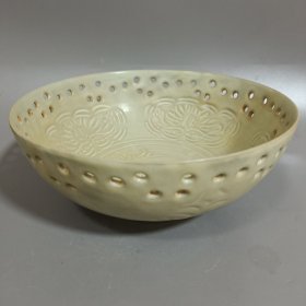 汝镂空碗