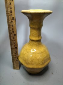 官窑盘口瓶