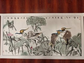 【‌蔡小枫‌】1958年生于西安，陕西著名花鸟画家。蔡鹤洲和林金秀的儿子，继承家族艺术传统。现任陕西美协理事、陕西国画院专职画家、一级美术师，西安工程大学教授和西北大学艺术学院兼职教授‌！绘画风格独特，擅长将工笔和写意相结合，创作既细腻工笔画风又富写意韵味的作品，作品色彩绚丽娇嫩，线条寂静理性，构图纯净，妙趣横生，富有极强的生命活力‌‌，代表作品包括《国宝朱鹮》和《一夜素心观红云》