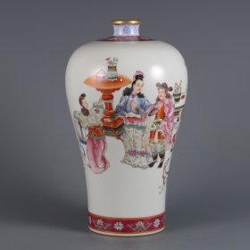 清雍正年制粉彩西洋人物纹梅瓶