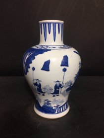 青花大口梅瓶，
