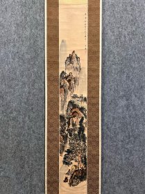 【青木木米】山水图 逸品稀少精品，
名称:老字画【古笔山水图】老作品，
画家:木米，
材质:纸本绫裱立轴
规格:24.5*31（画心尺寸cm)
        42*91（整体尺寸cm）
品相:如图 老旧，黄斑， 褶皱，破损缺肉，双木盒
轴头:轴头完整