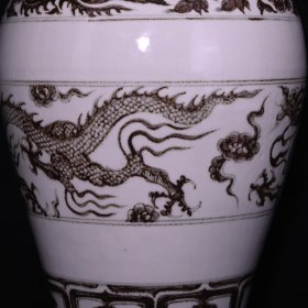 旧藏 元青花釉里红龙凤纹梅瓶 高47×25厘米